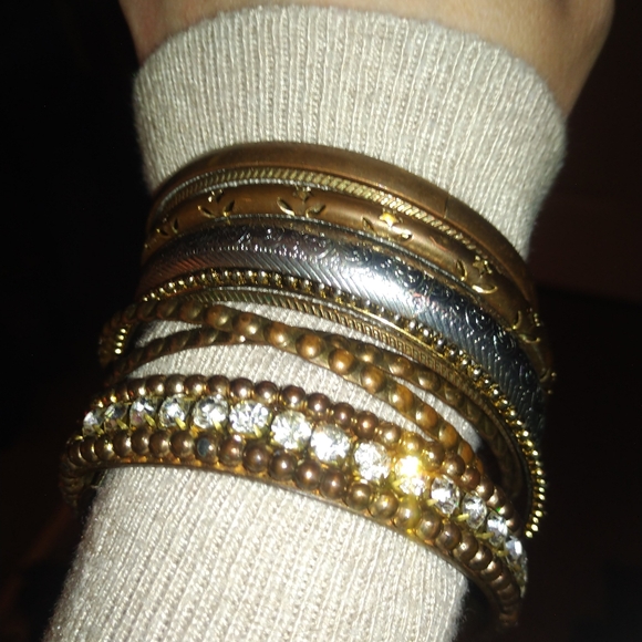 Bangle bracelets - Picture 2 of 2